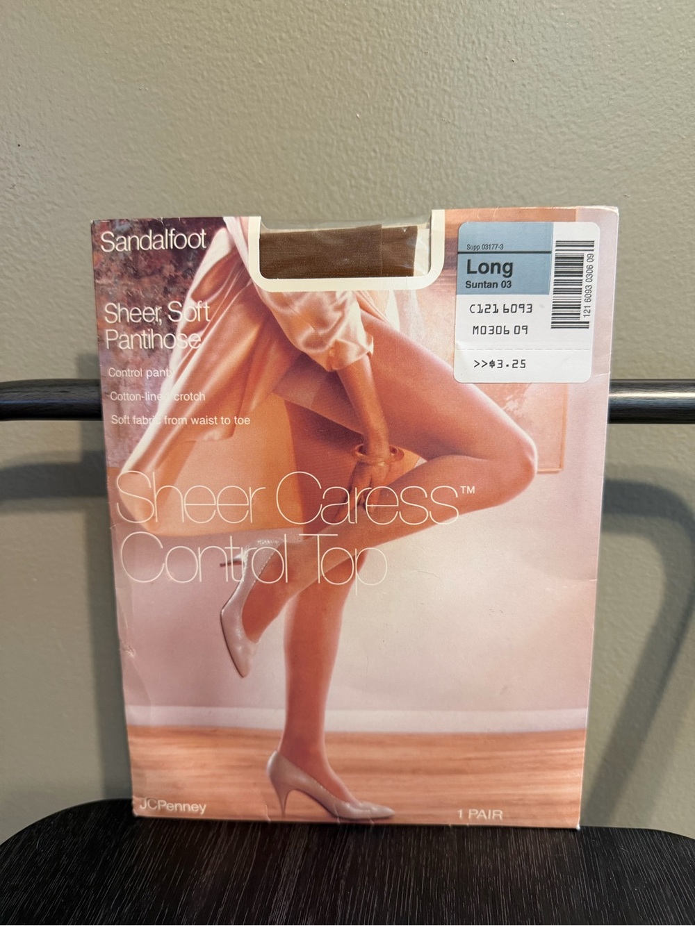 Vintage JCPenney Sheer Caress Control Top Pantyhose Long Suntan 03 NOS